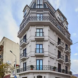 https://hotel-pushkin.alltbilisihotels.com